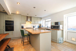 Photo 11- click for photo gallery